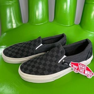 NWT Black Checkered Vans Slip On